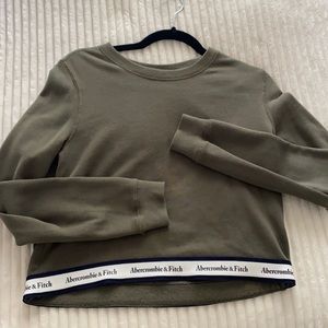 ABERCROMBIE SWEATER